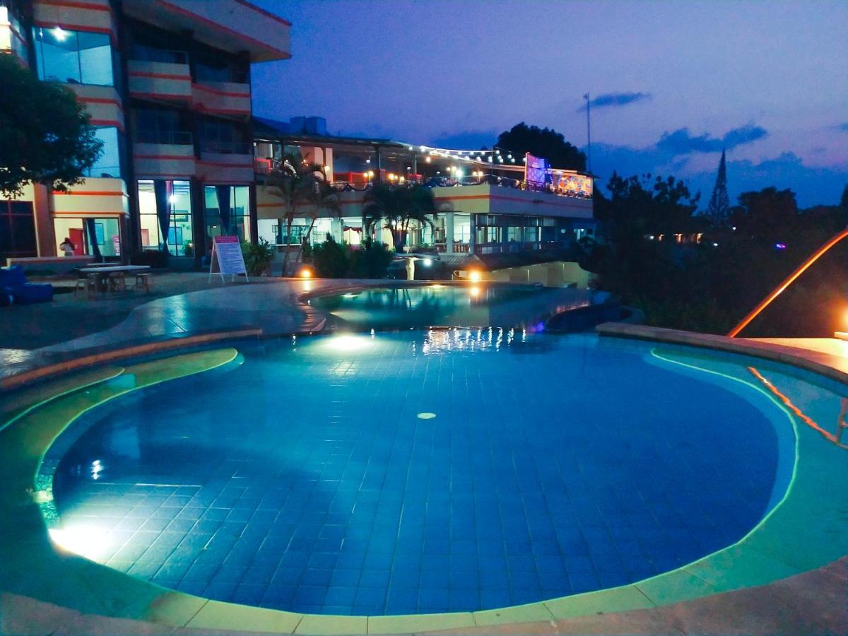 Bukit Kenari Hotel & Restaurant Parepare المظهر الخارجي الصورة